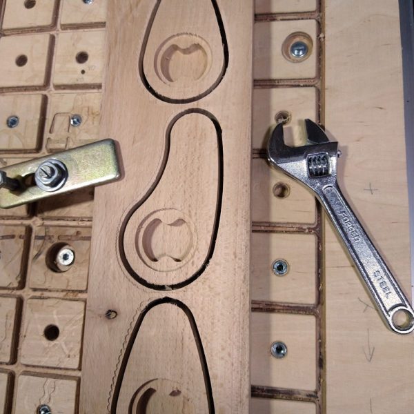 CNC Bieröffner Ergo und Tropfen